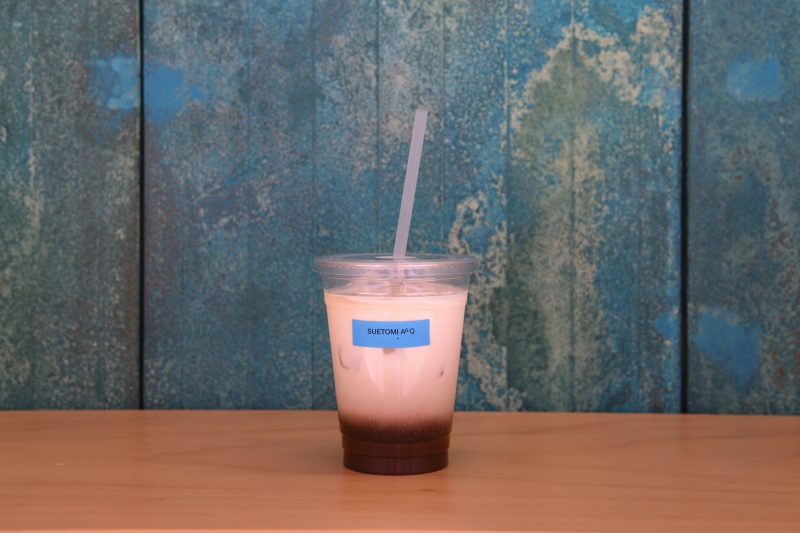 あんカフェオレ（アイス）594円。ホットも用意