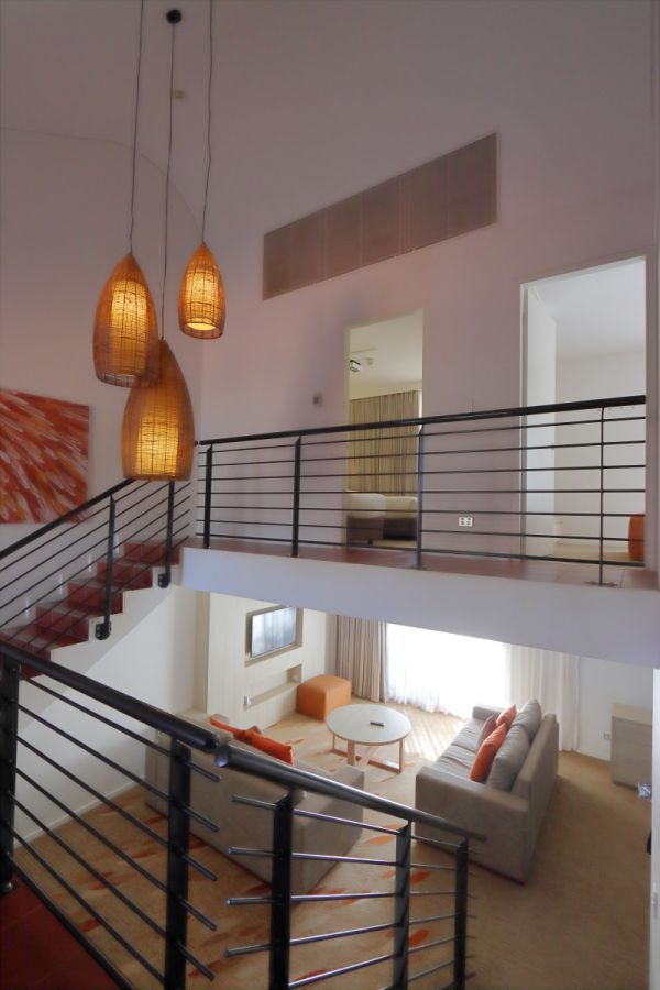 全室2階立てメゾネット形式