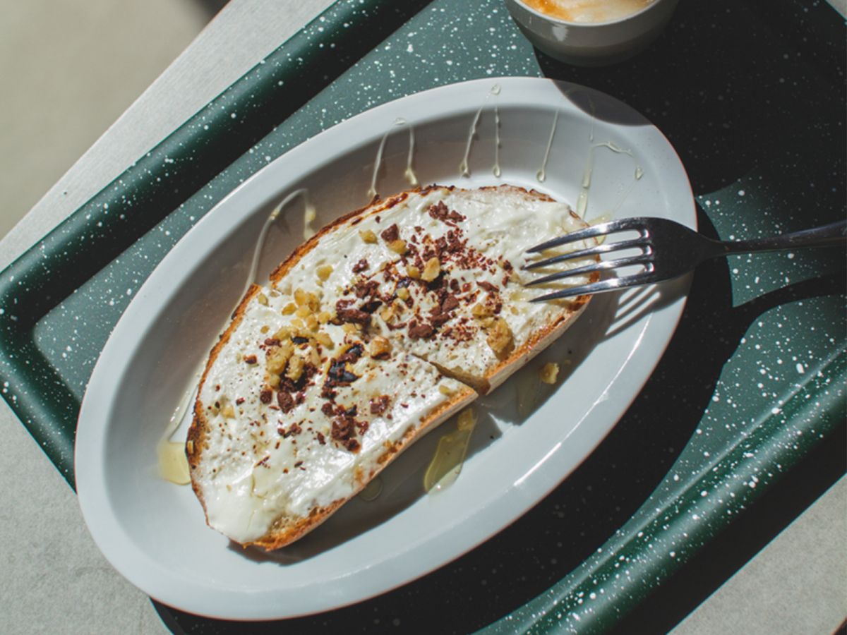 「フロマージュハニートースト（ドリンク付き）」1000円