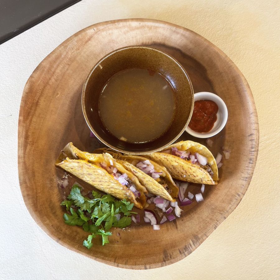 「ビリアタコス」900円