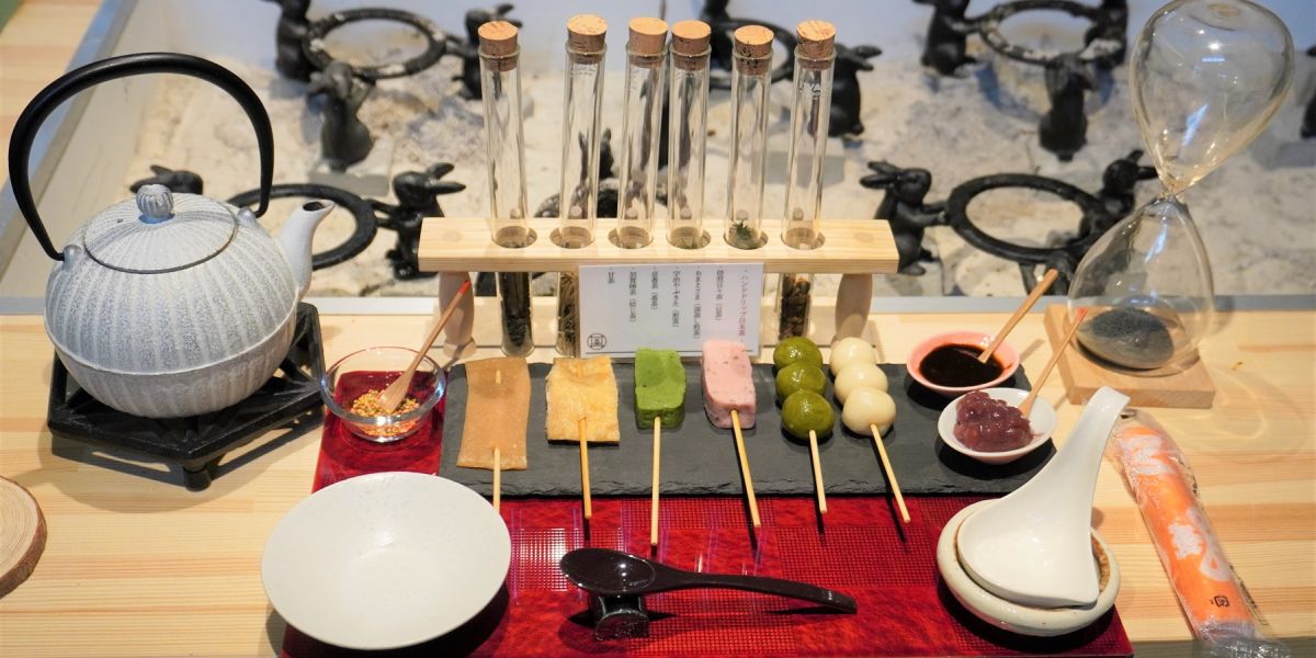 人気の体験型だんごカフェが祇園にオープン!「囲炉裏茶屋ななころびやおき祇園八坂店」