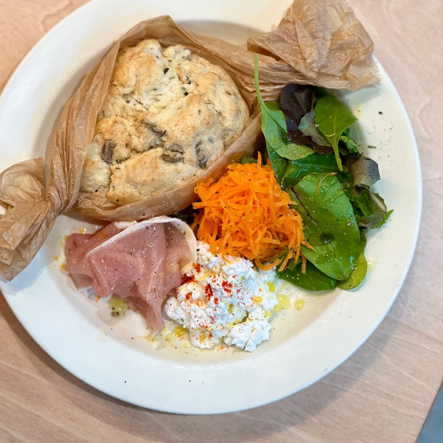 「スコーンプレート」910円