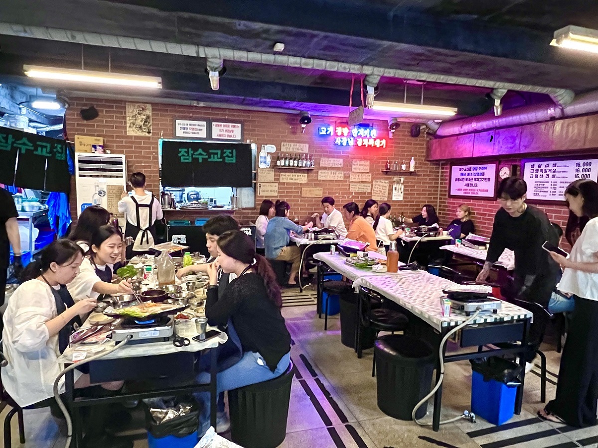 ★サムギョプサルページ 92サムギョプサル (@923gyopu) · Kobe-shi, Hyogo