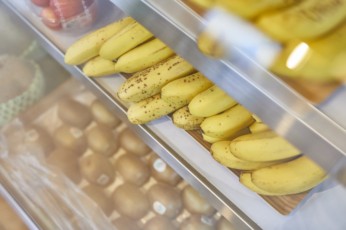 ナナイロフルウツ