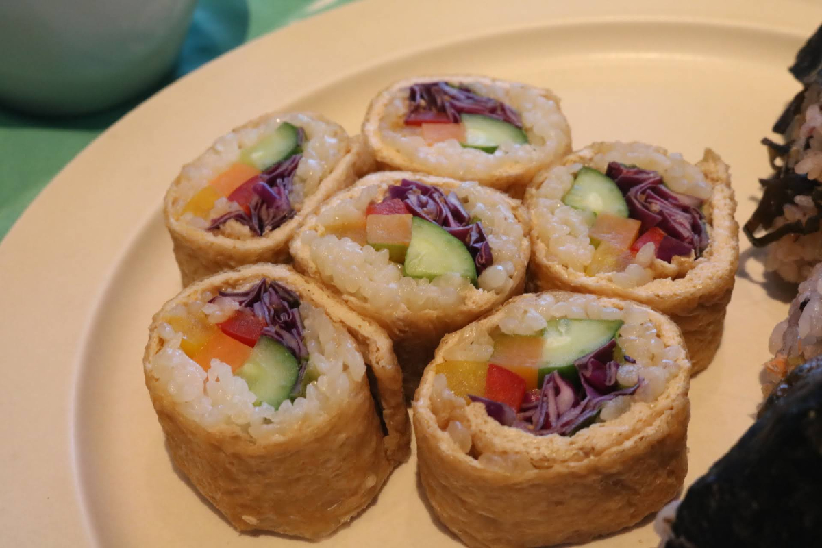 『福寿家』の「伊奈利ロール」