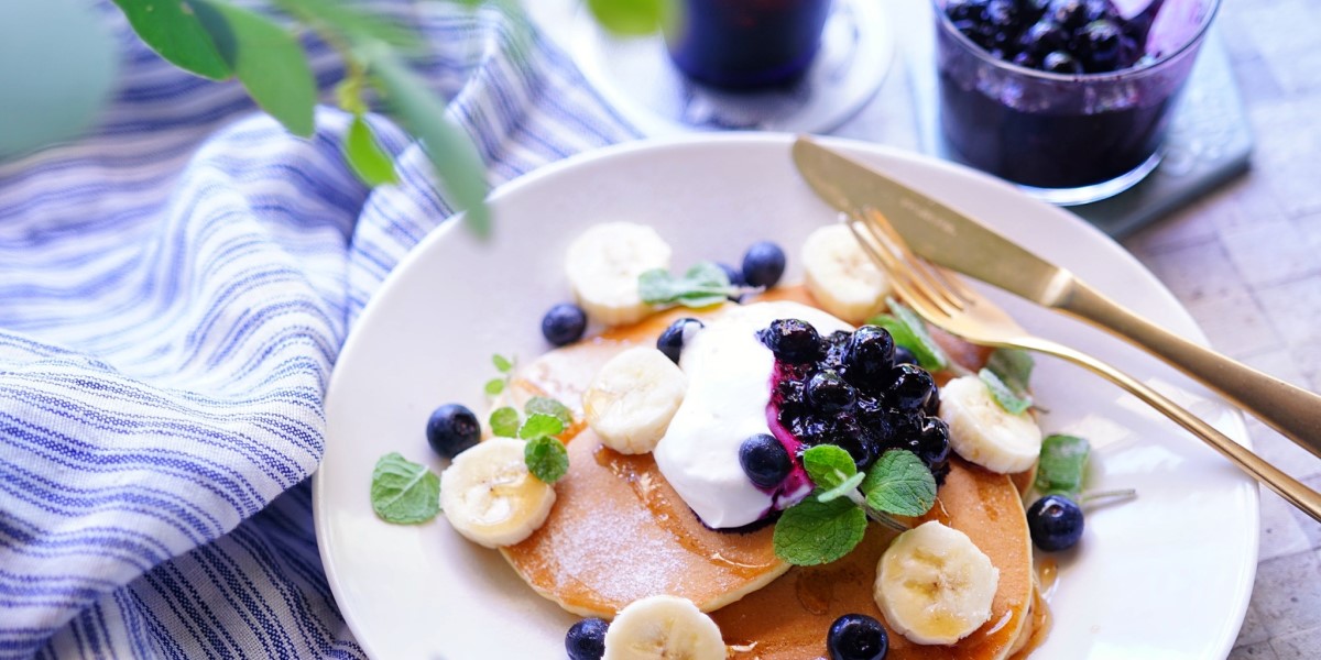 爽やかブルーベリーのパンケーキで夏の朝ごはん【kyoko_plusのレシピ＆テーブルコーデvol.58】