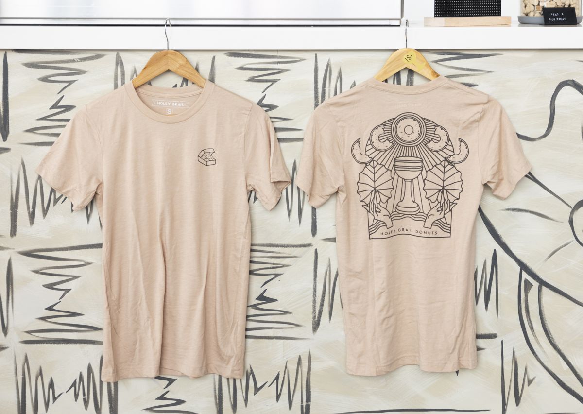 オリジナルTシャツ（ユニセックス） 各$18