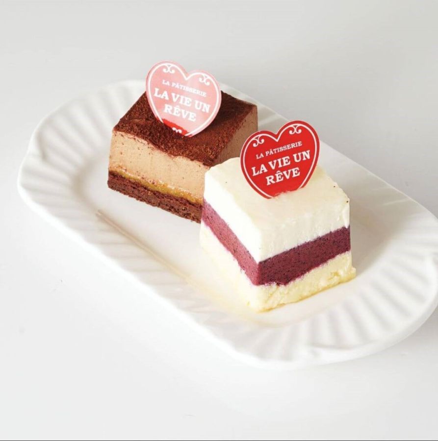 【ラヴィアンレーヴ】ミニケーキ【(右)レアチーズと(左)ガトーショコラ】