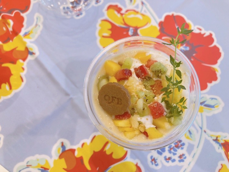 「季節のフルーツのフルージュ」860円