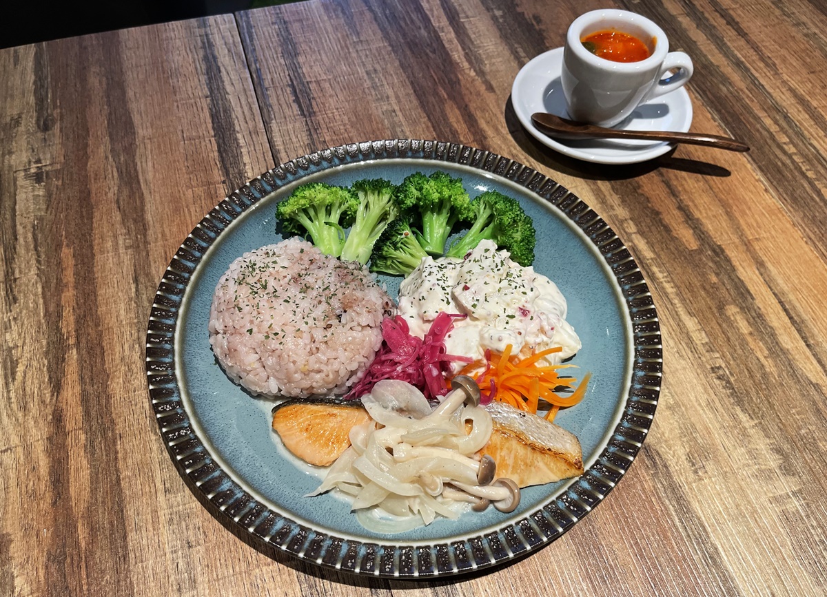 「腸活プレート」1320円