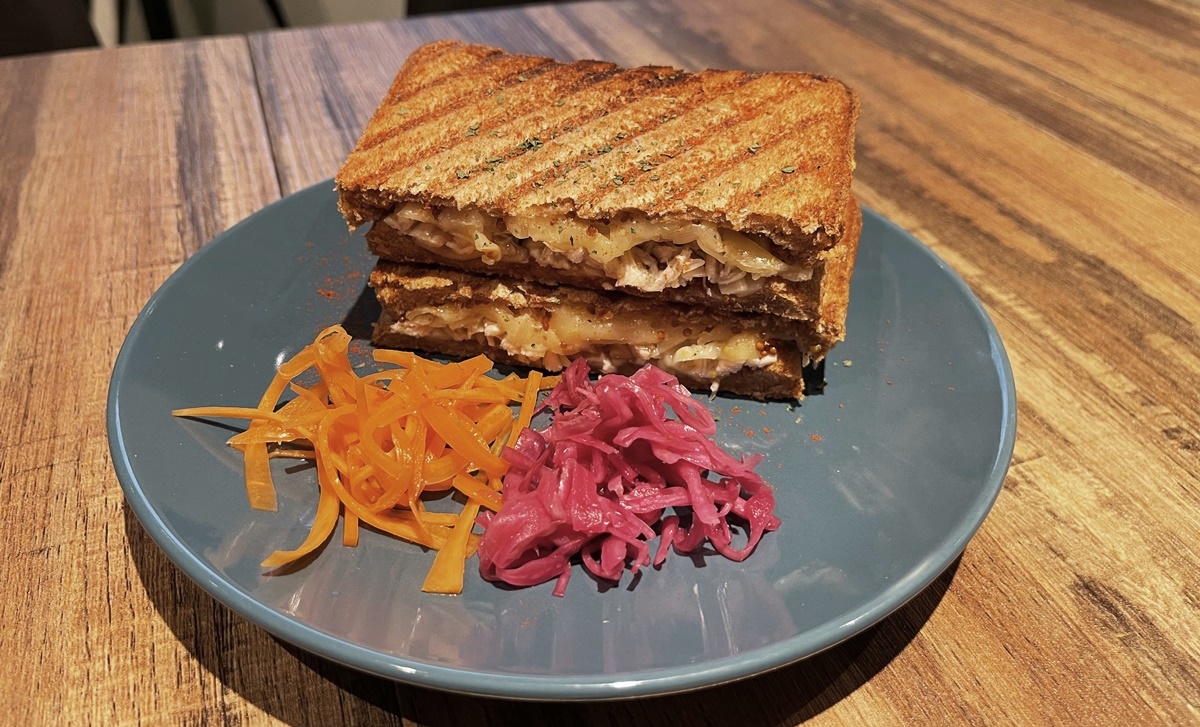 「ささみのハニーマスタードサンド」1100円