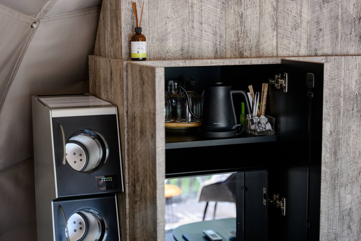 写真左に写っているのがオプションで利用できるビールサーバー