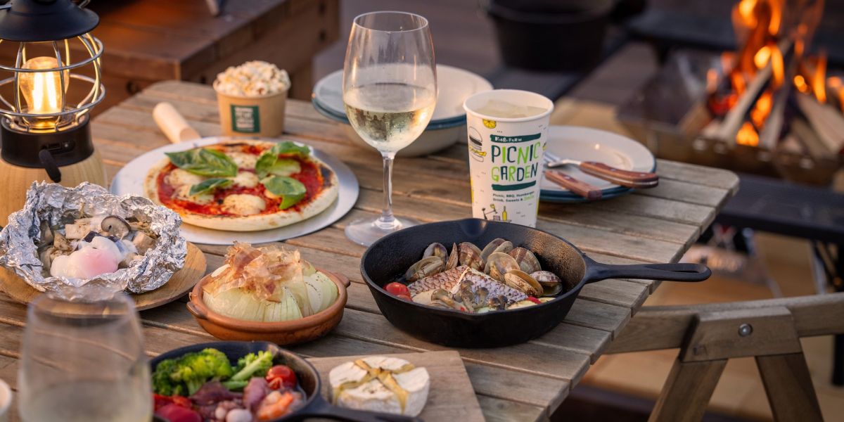 【ピクニックガーデン グランピング】手ぶらで楽しめる「カスタムピザ釜プラン」で、淡路島の魚介や野菜を味わおう！