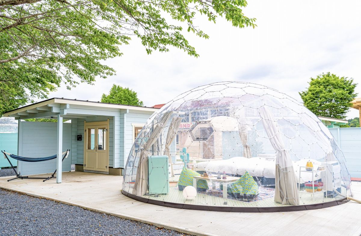 「クリアドームテント」定員：4名　料金：1万7000円～　