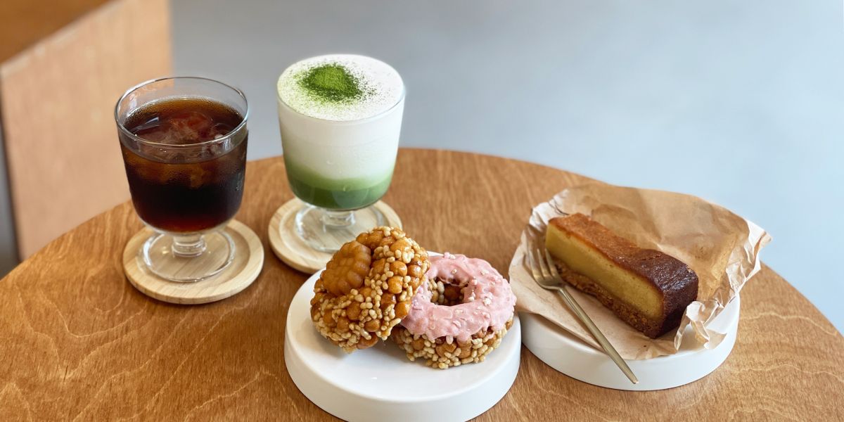 新大久保の「METDORU CAFE」で楽しめる！韓国で人気の新感覚スイーツ「バターバー」と「ドーナツトッピングオランダ」って？