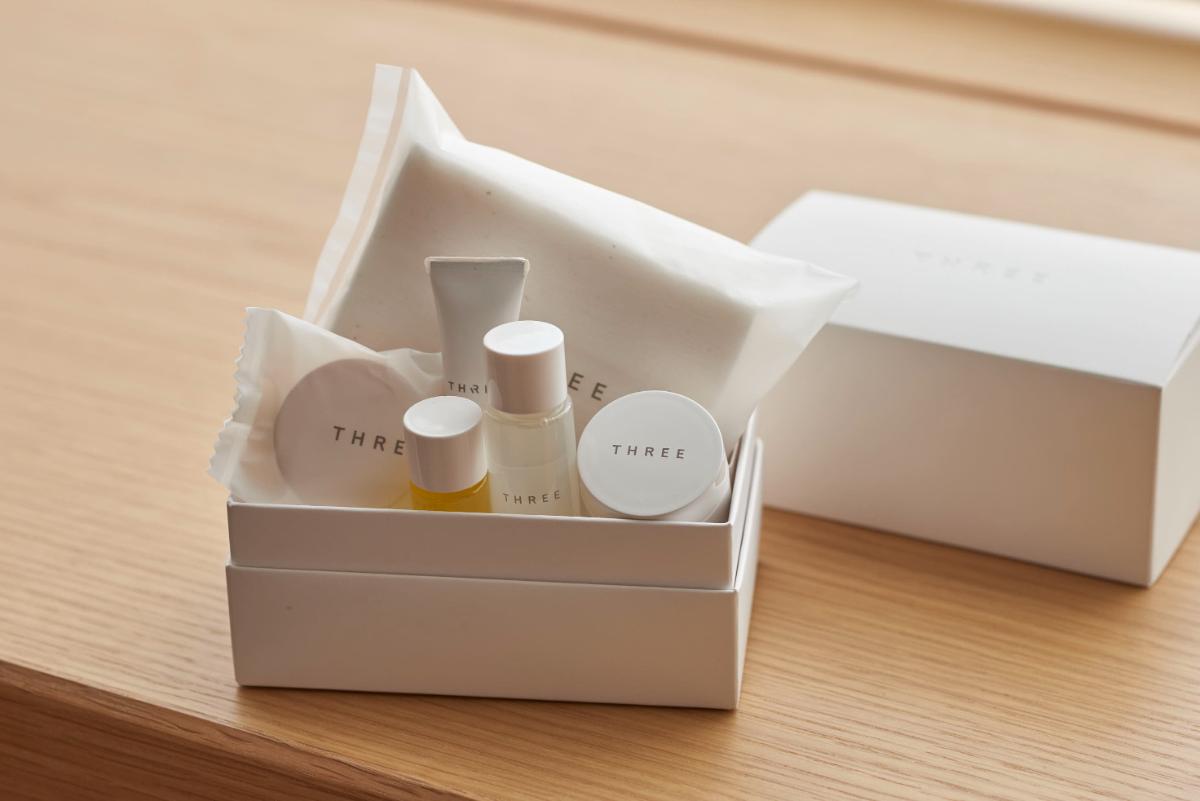 スキンケア「THREE」