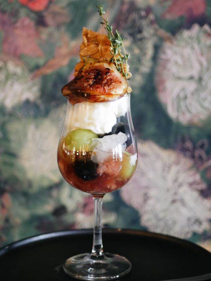 「季節のチャイニーズパフェ」2000円／©甜蜜蜜