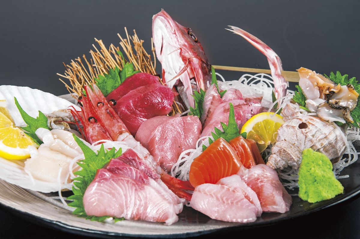 本格海鮮居酒屋地元家