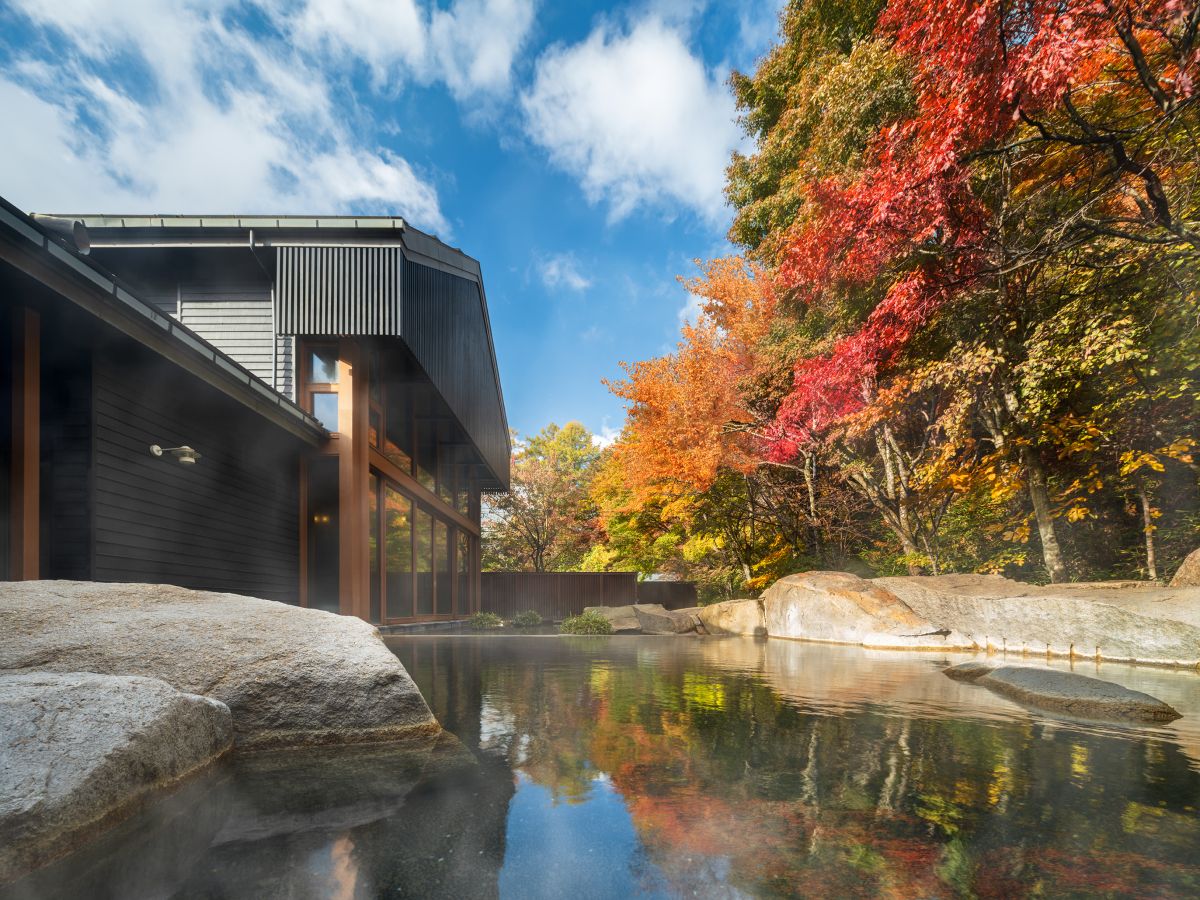 トンボの湯露天風呂