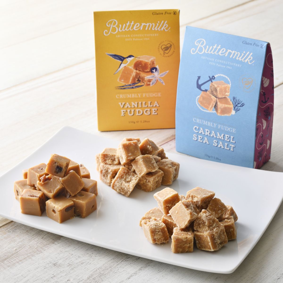 【Part2】<バターミルク>ファッジ量り売り 各1,188円から各種100gから 奥右から：塩キャラメルファッジ 、バニラファッジ  各1,944円※各100点限り