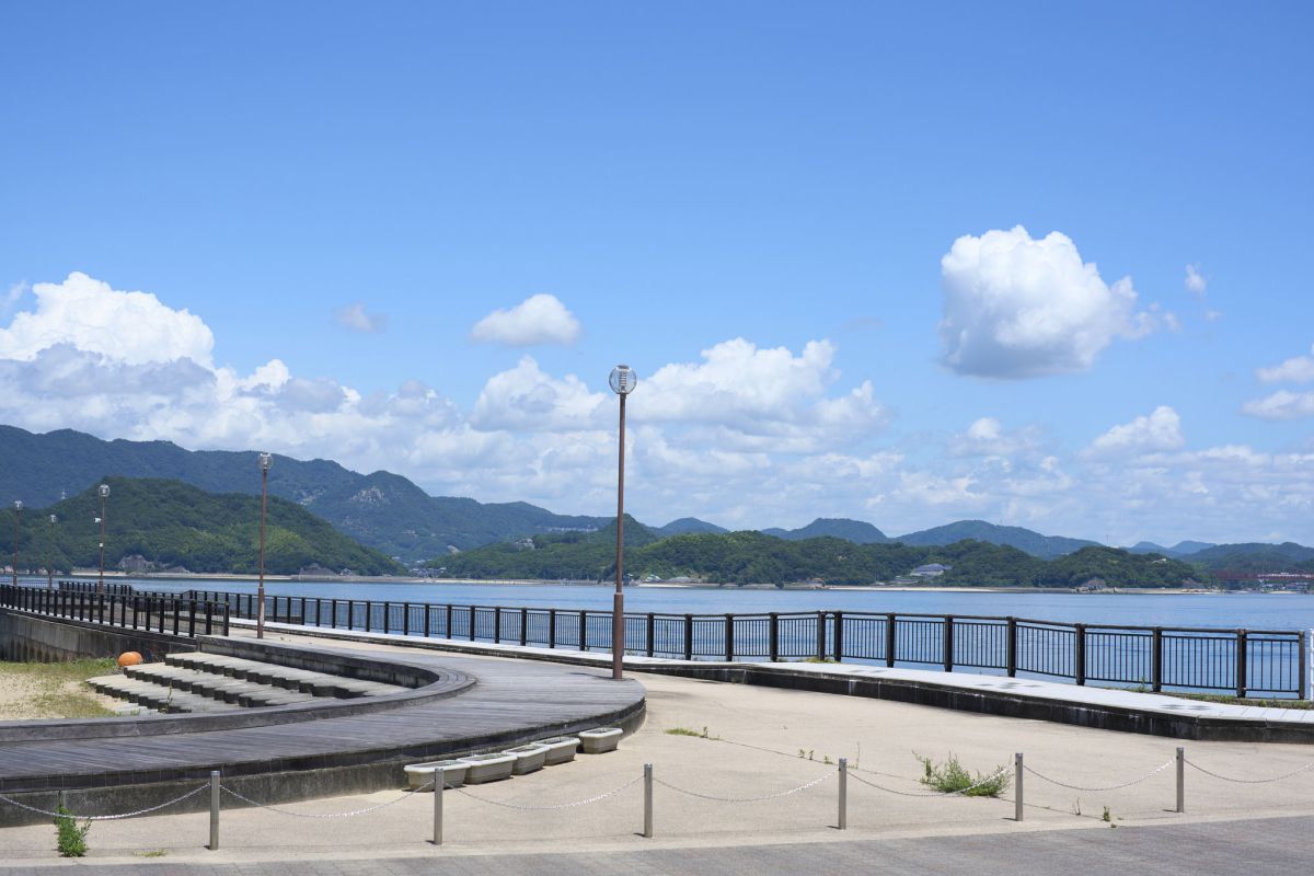 渚の交番 SEABRIDGE