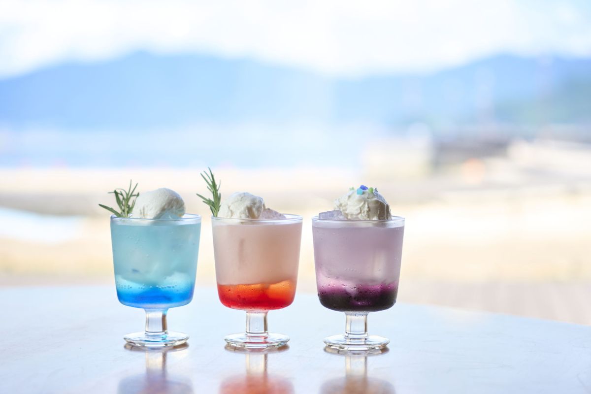 渚の交番 SEABRIDGE