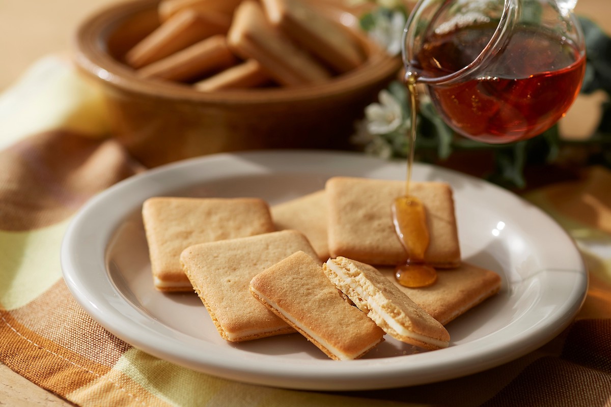 「メープルバタークッキー」9枚入り 950 円、18枚入り 1900円、32枚入り 3370円