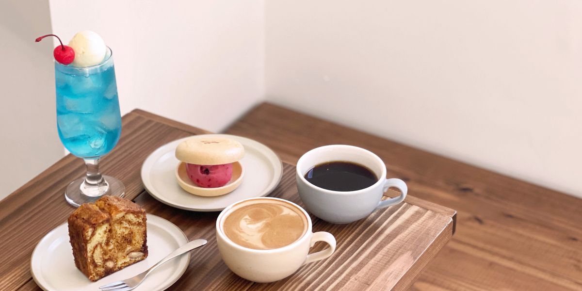 「カモメロースタリ東京 カフェ」で焙煎したてのコーヒー＆焼き菓子を楽しむ