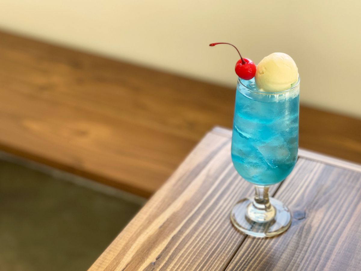 「夏のクリームソーダ」 740円 ※9月20日まで提供予定