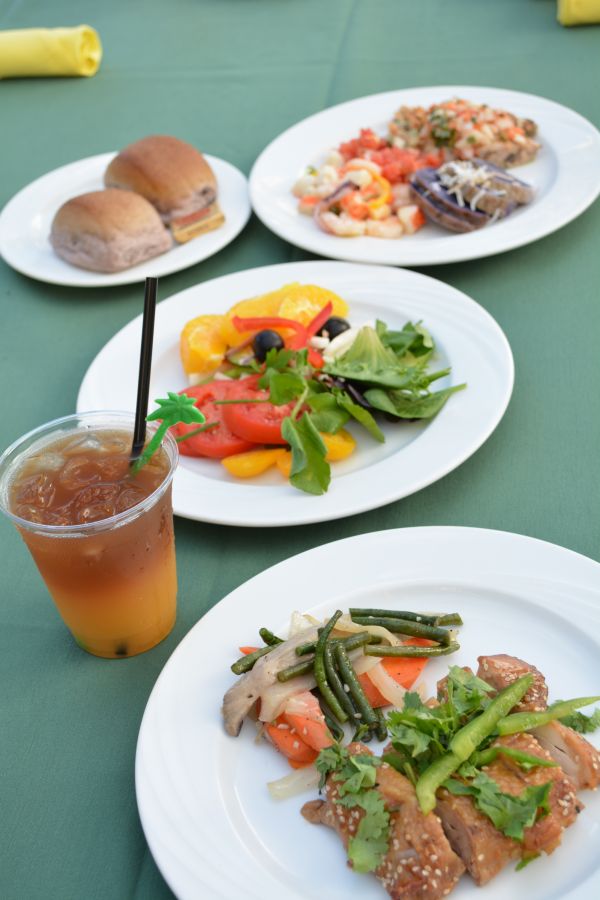 ビュッフェで好きなものを好きなだけ／Hilton Hawaiian Village Waikiki Beach Resort