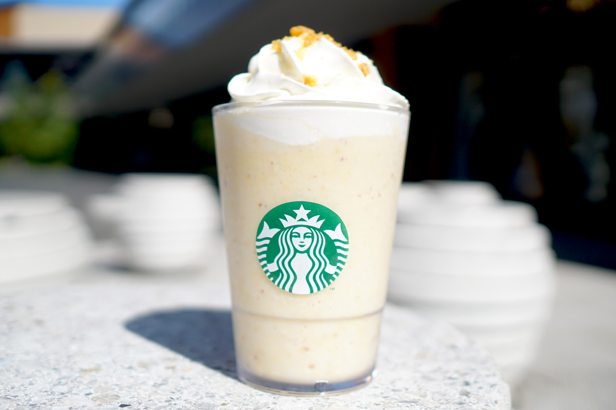 「おさつ バター フラペチーノ®」Tallサイズのみ 678円（持ち帰り）、690円（店内利用）