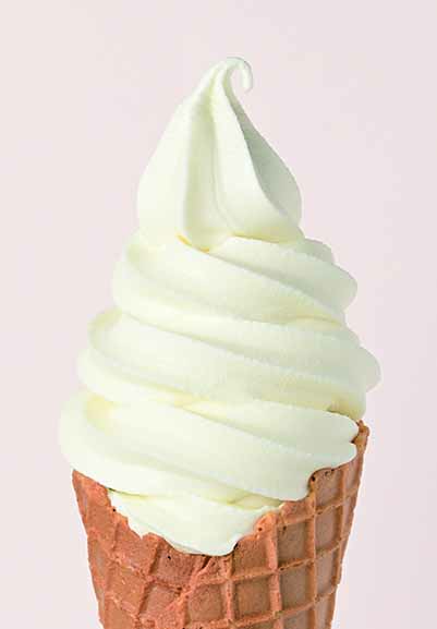 「よつばのソフトクリーム」450円（道産和牛専門店 牛美道）