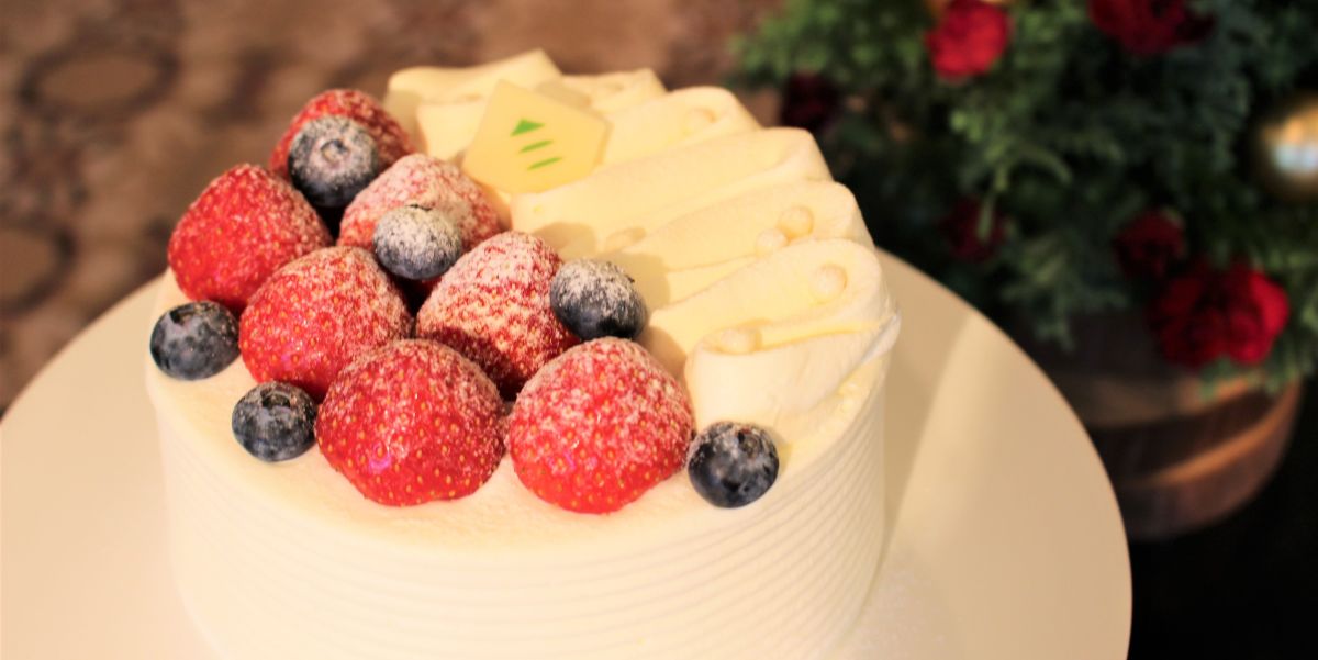 2022クリスマスケーキの予約が始まる！昨年予約開始2時間で完売した大人気ショートケーキなどを実食レポ【ホテル椿山荘東京】