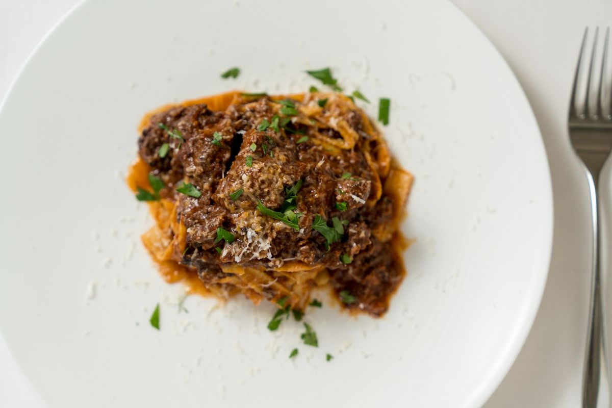 「パスタフレスカ タリアテッレ こだわりのボロネーゼ」