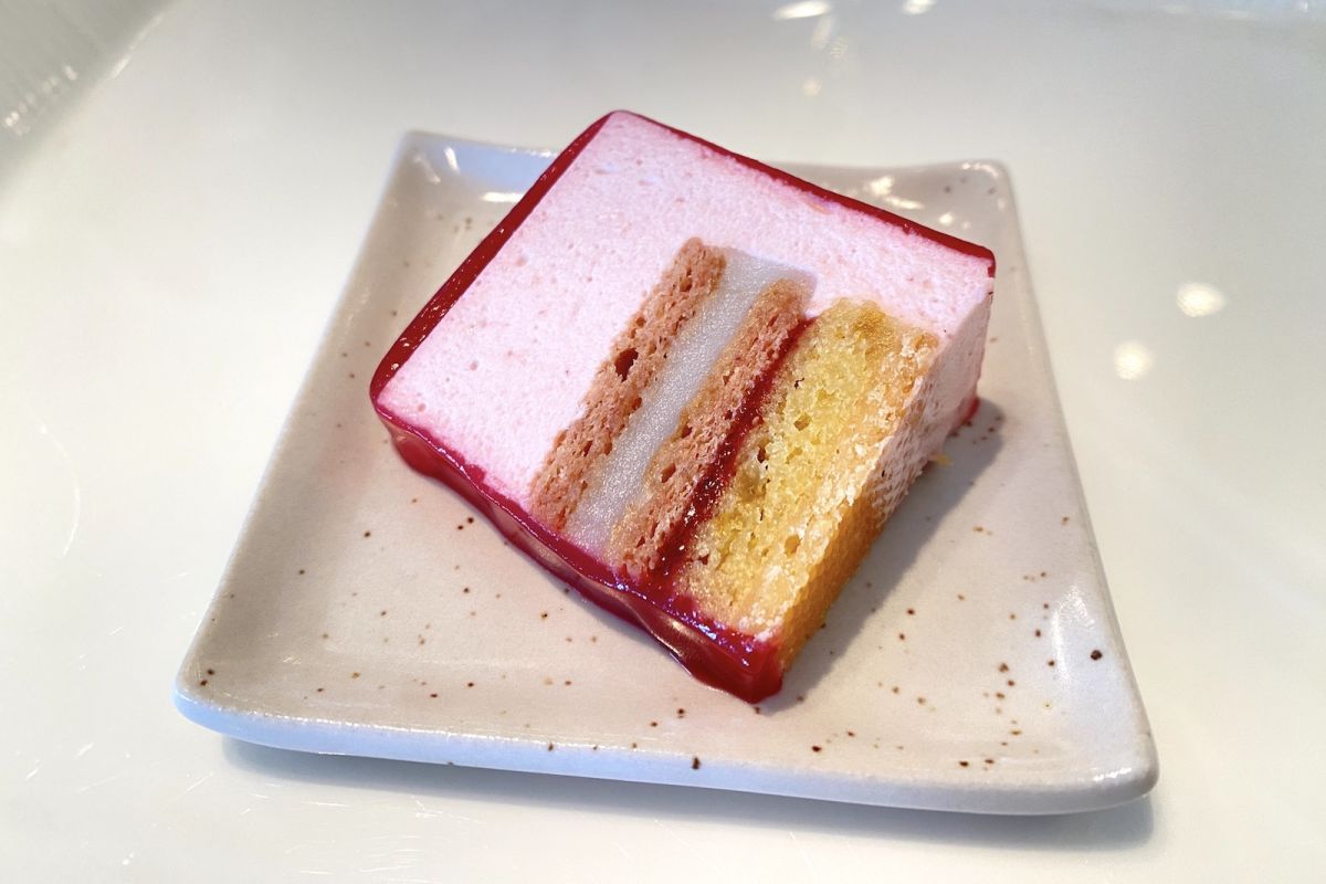 【ホテル雅叙園東京】2023年クリスマスケーキの予約は10月1日（日）から♪手仕事が光る、美しき新作4種を実食レポ！