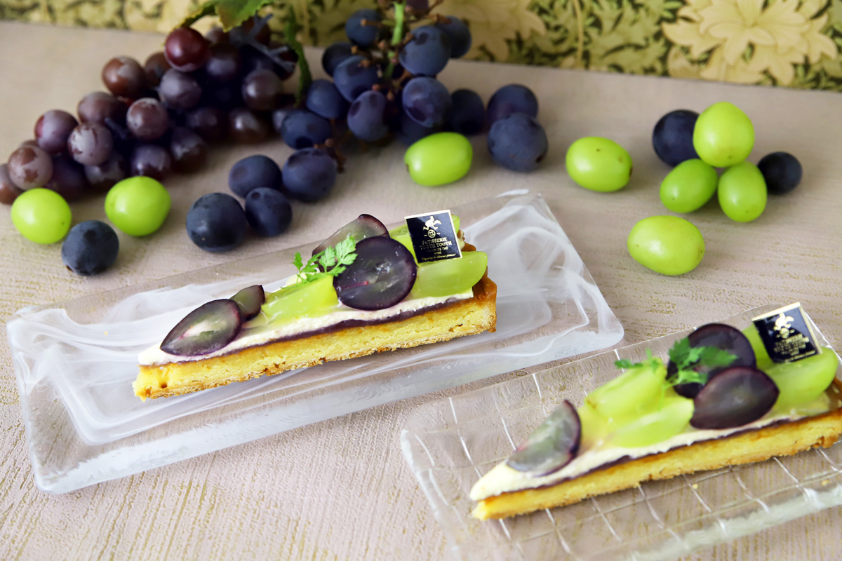 「ぶどうのタルト」770円（テイクアウト756円）