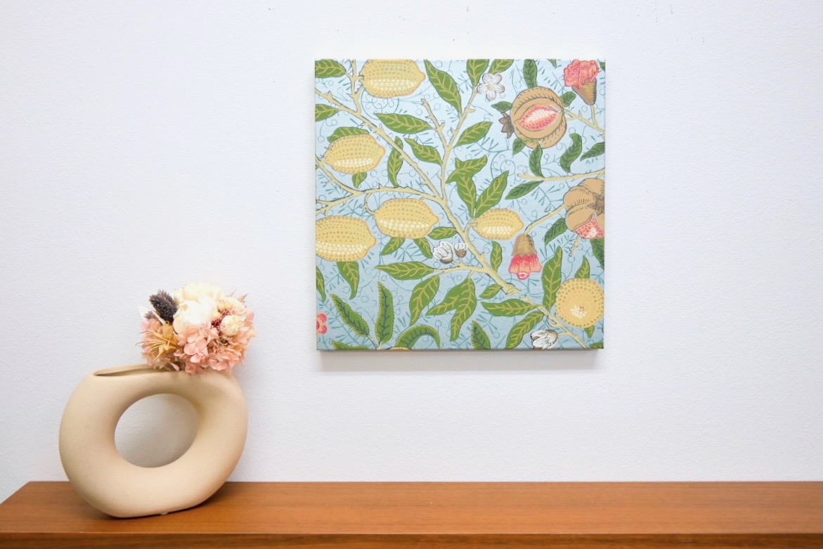 基本料金2200円＋スクエアサイズのパネル770円＋壁紙1500円＝4470円