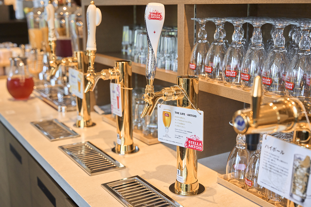 TSUTAYA BOOKSTORE MARUNOUCHI