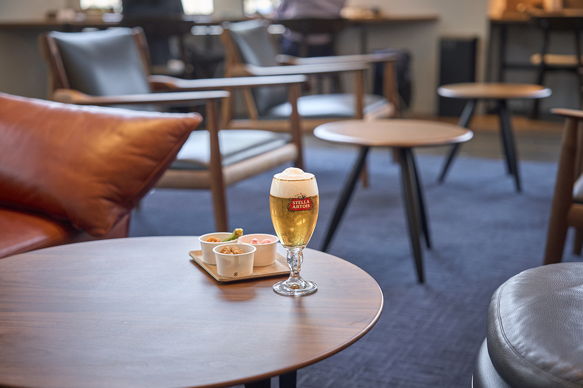 TSUTAYA BOOKSTORE MARUNOUCHI