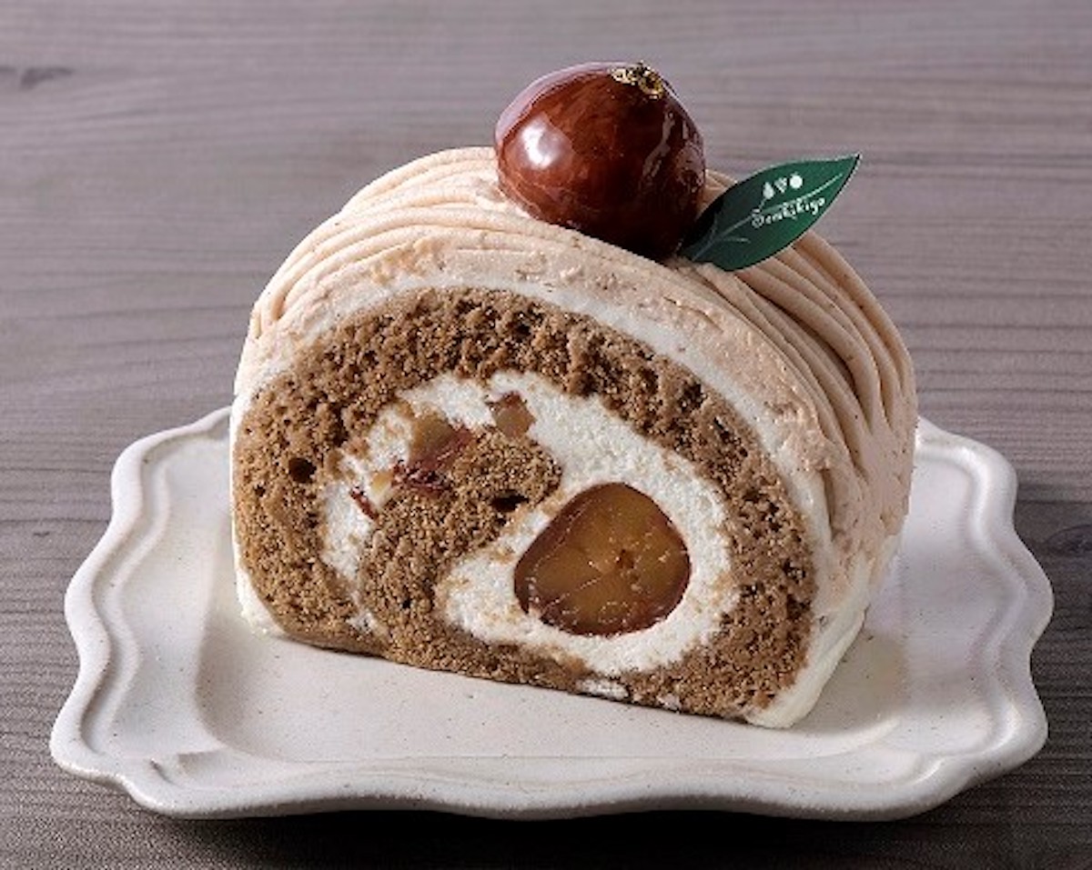 「マロンほうじ茶ロール」810円/京橋千疋屋