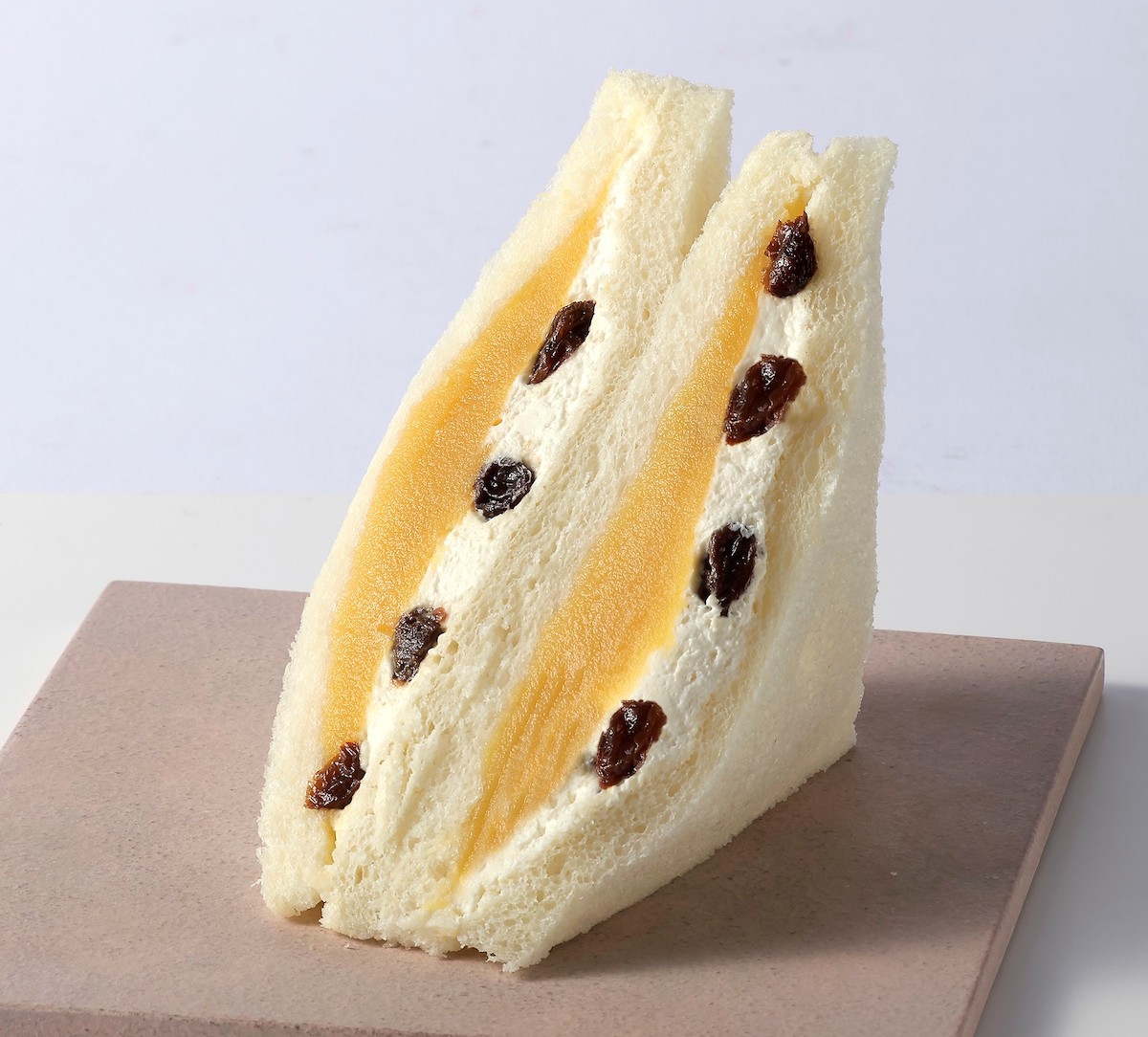 「スイートポテトとラムレーズン」454円/サンドイッチハウス　メルヘン