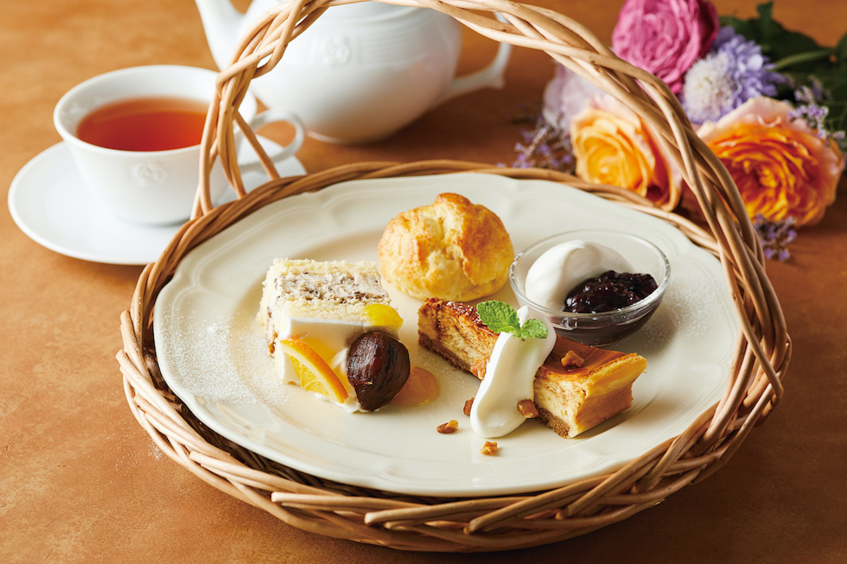 「アフタヌーンティーセット」お好みのお茶付き1800円