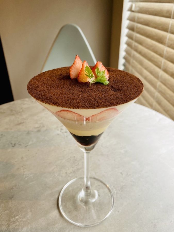 「苺のティラミスパフェ」2200円