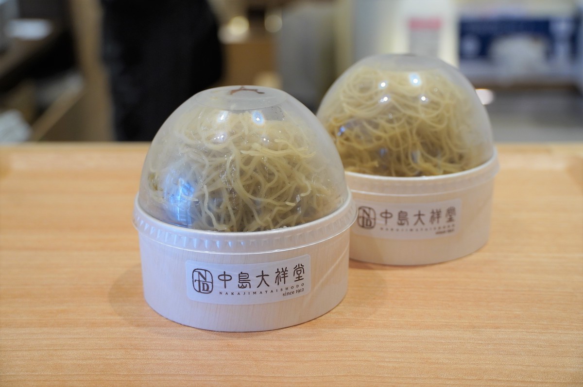 「丹波栗のしぼりたてモンブラン」1296円（テイクアウト）