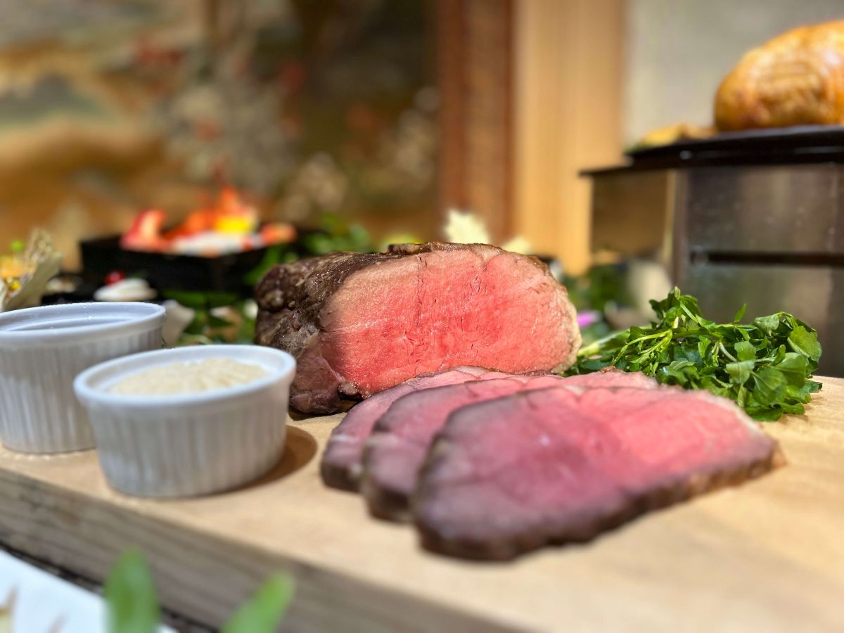 ローストビーフ (6名分・約 1.2㎏) 3万6000円