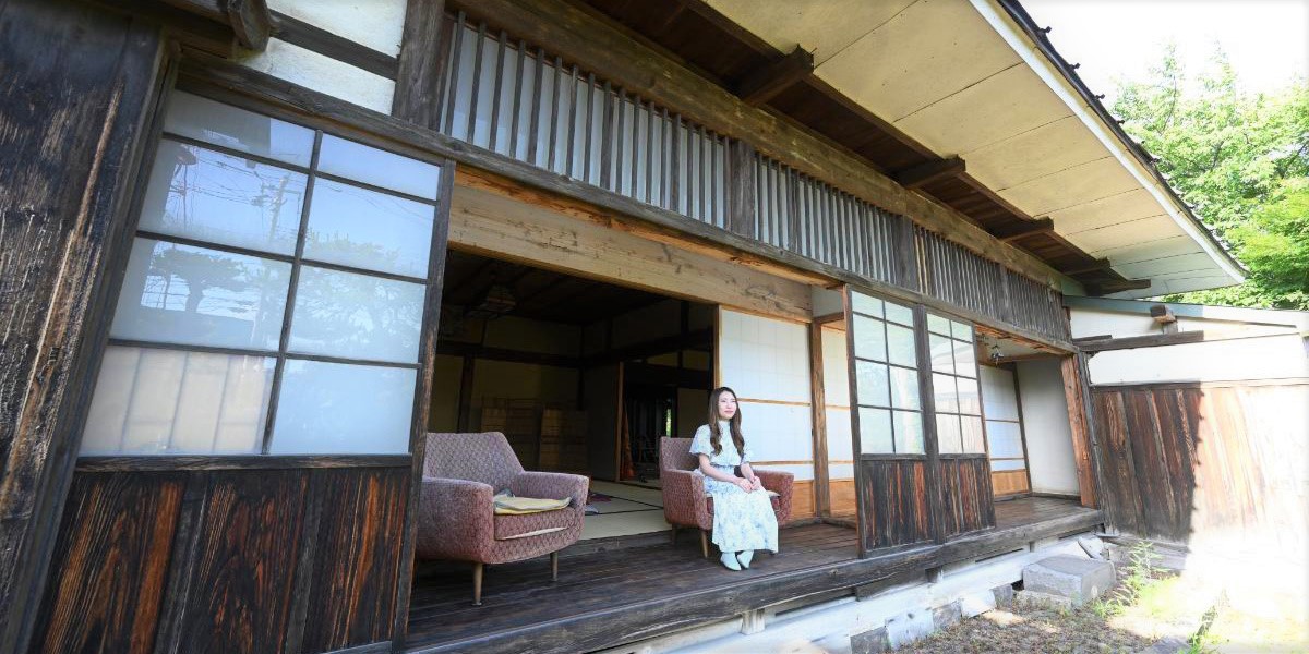 約1000坪の宿で贅沢な時間を過ごし、棚田風景と旬の郷土料理、名湯を楽しむ【青森蔵泊（青森県 黒石市）】