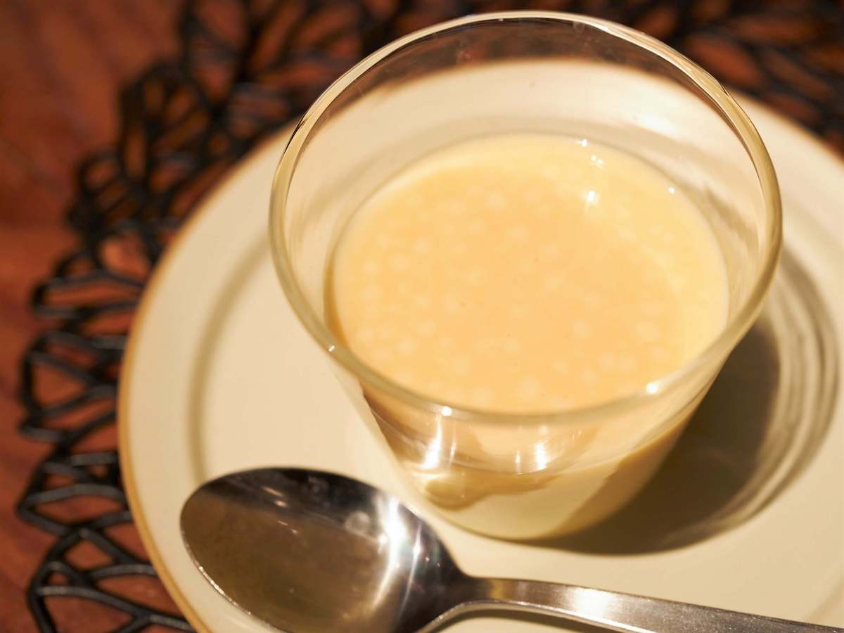 「自家製なめらかプリン 味噌練乳ソースがけ」 330円