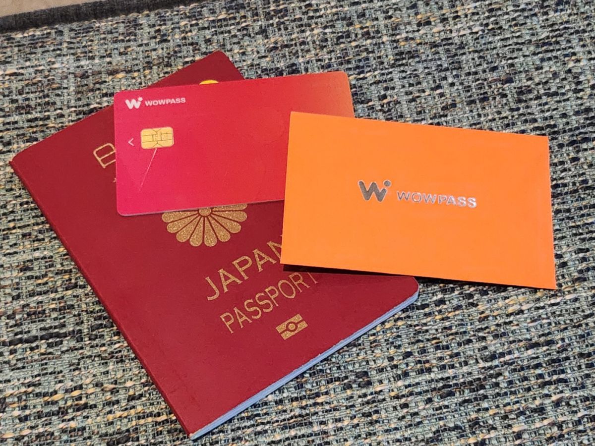 チャージしたい紙幣は円に限らず世界各国の紙幣でも対応。