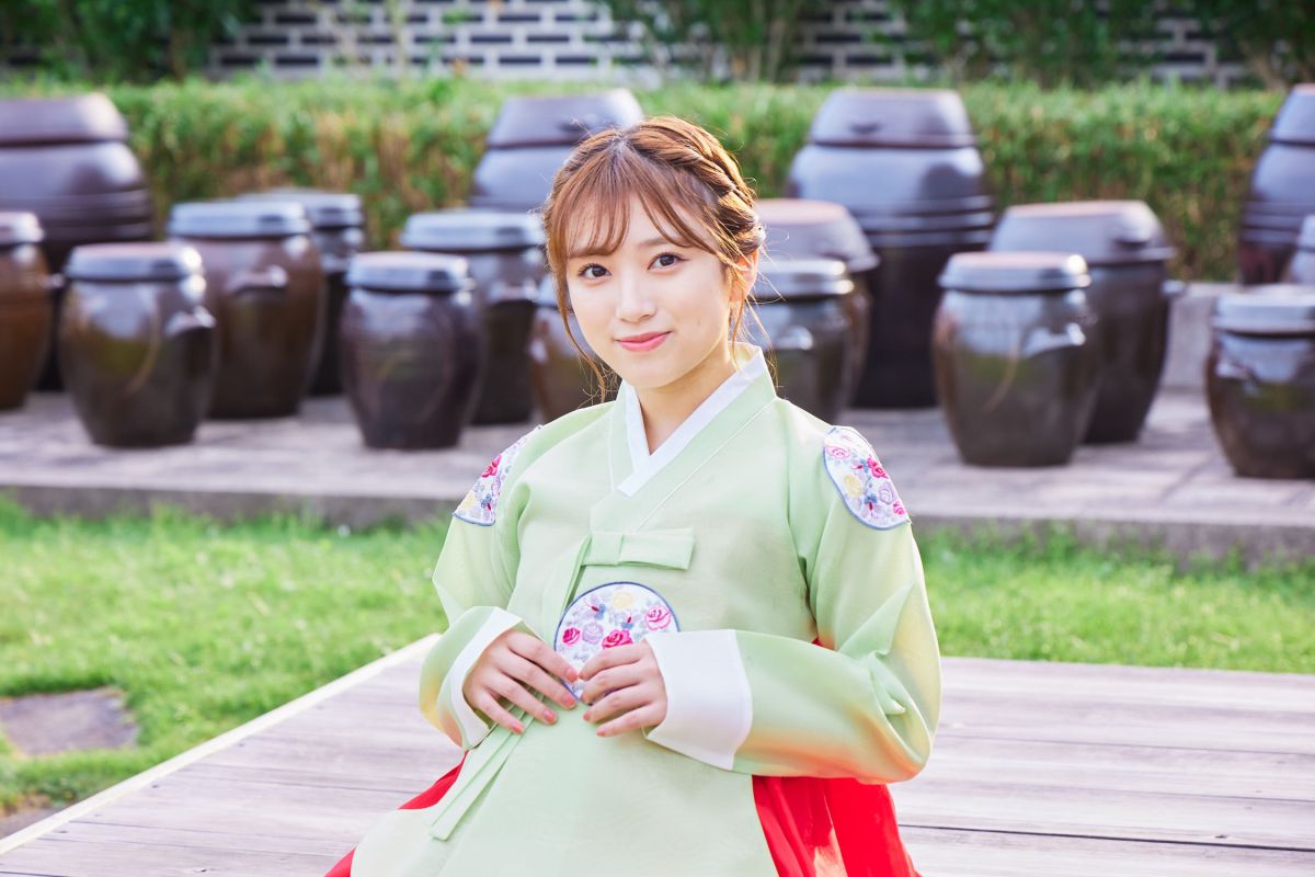 矢吹奈子