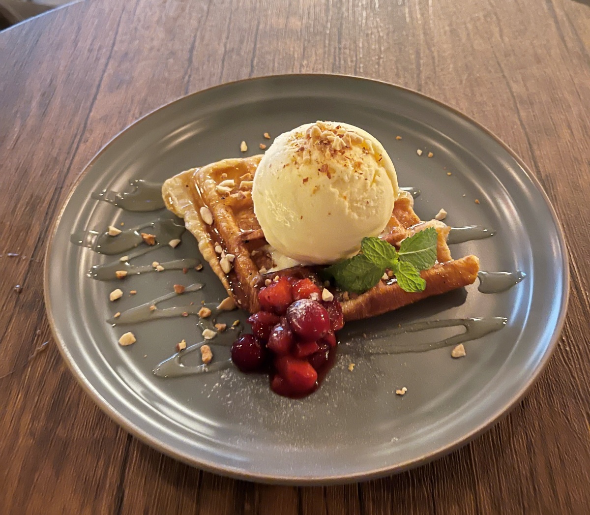 「バニラクロッフル」750円